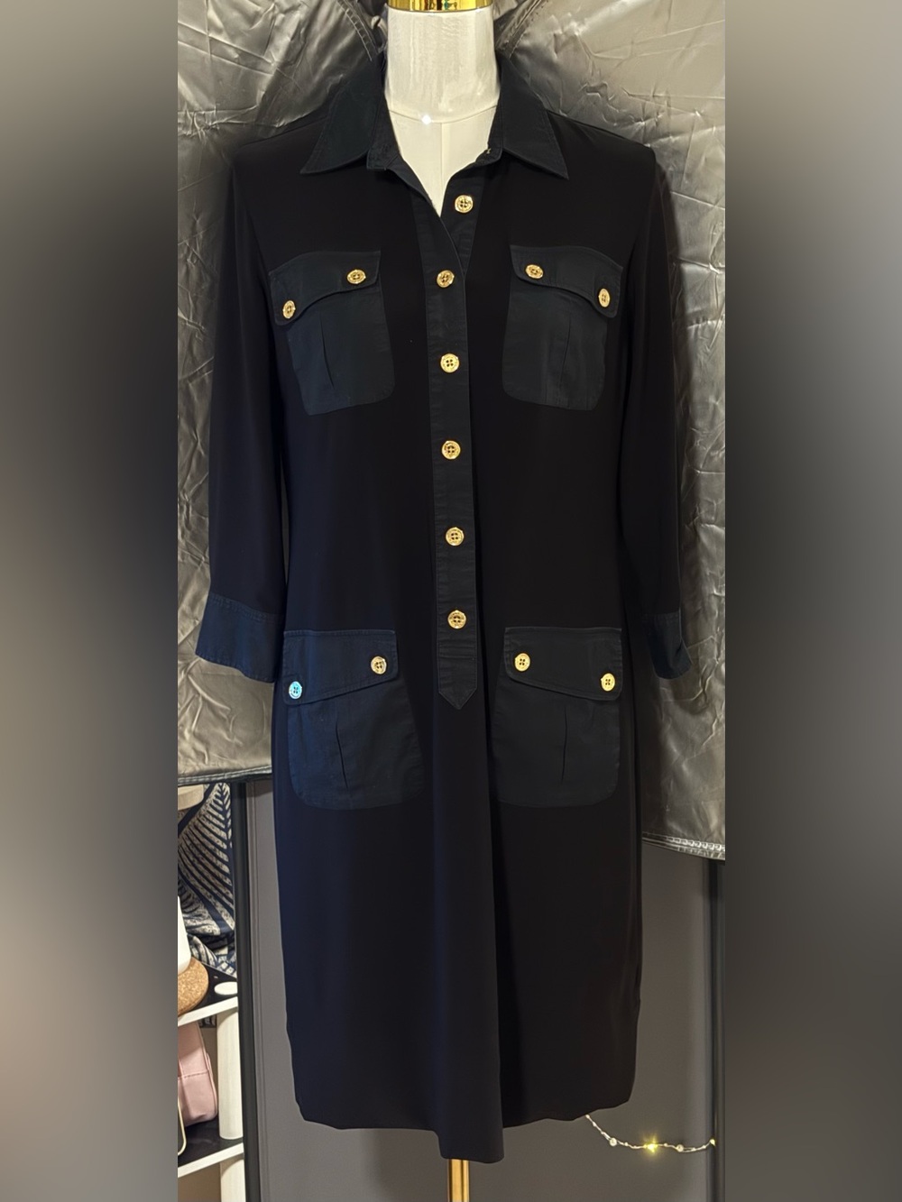 Lauren Ralph Lauren Black Colorblock Shirt
Dress Gold Buttons Size 12